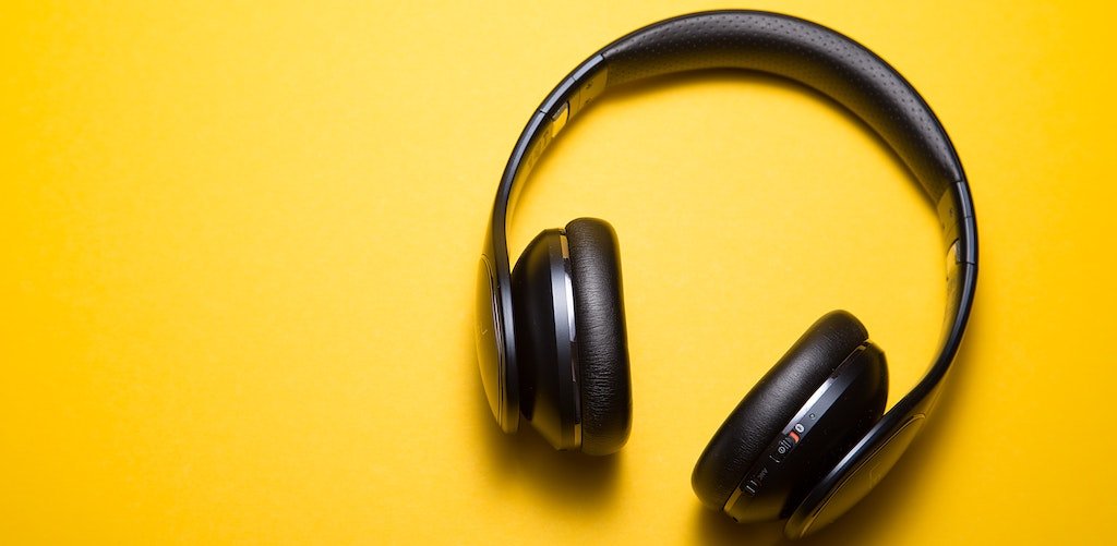 10 Great Podcasts for Nonprofit Leaders and Fundraisers